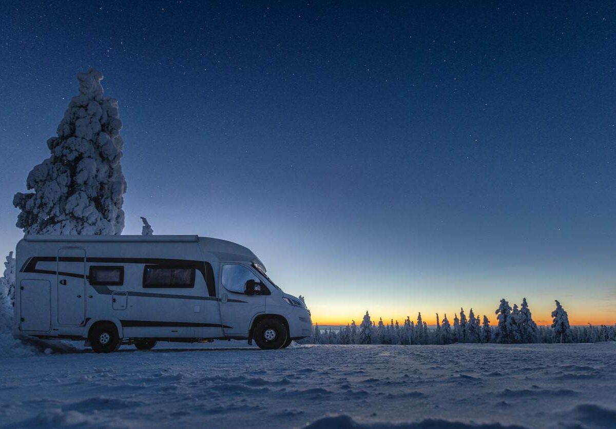 Overnight stay in the motor home with a beautiful winter landscape.